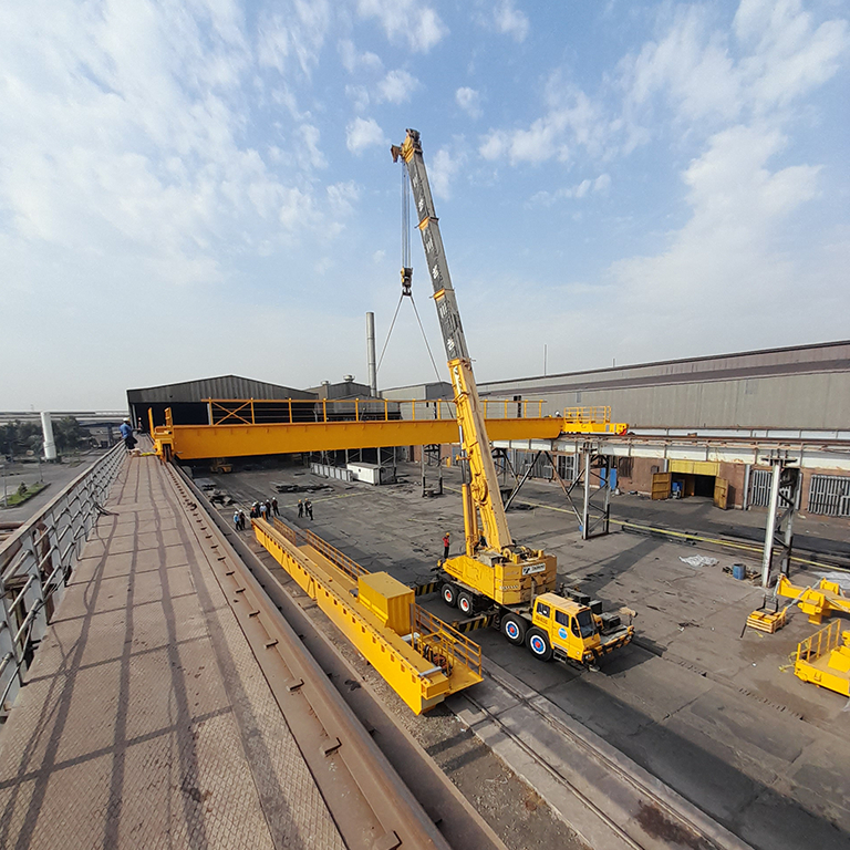 25-ton overhead crane